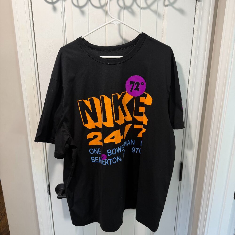 Nike T-shirt